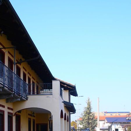 בורגרו טורינזה Albergo Vecchio Pavone מראה חיצוני תמונה