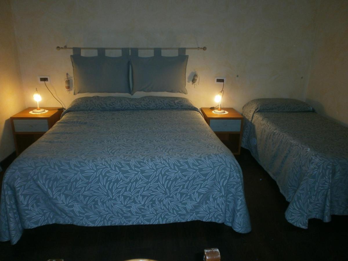 בורגרו טורינזה Albergo Vecchio Pavone מראה חיצוני תמונה