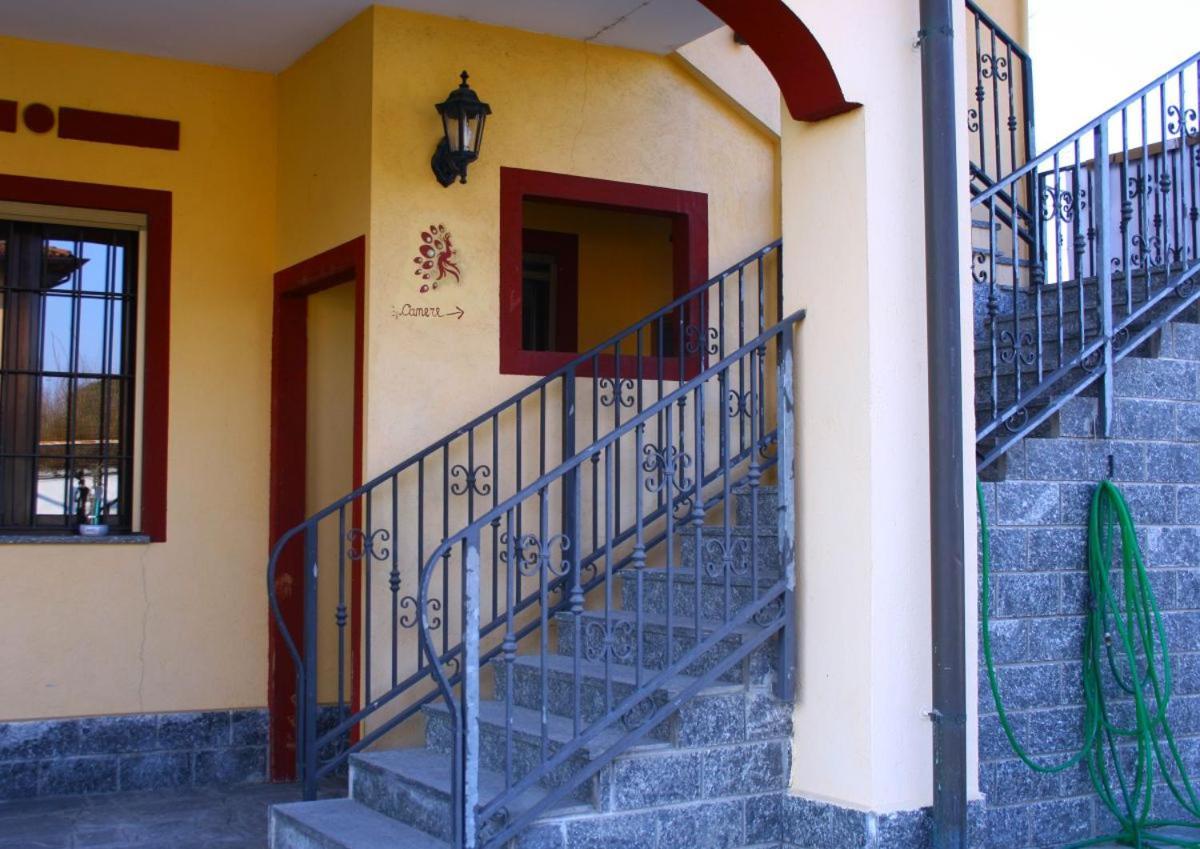 בורגרו טורינזה Albergo Vecchio Pavone מראה חיצוני תמונה