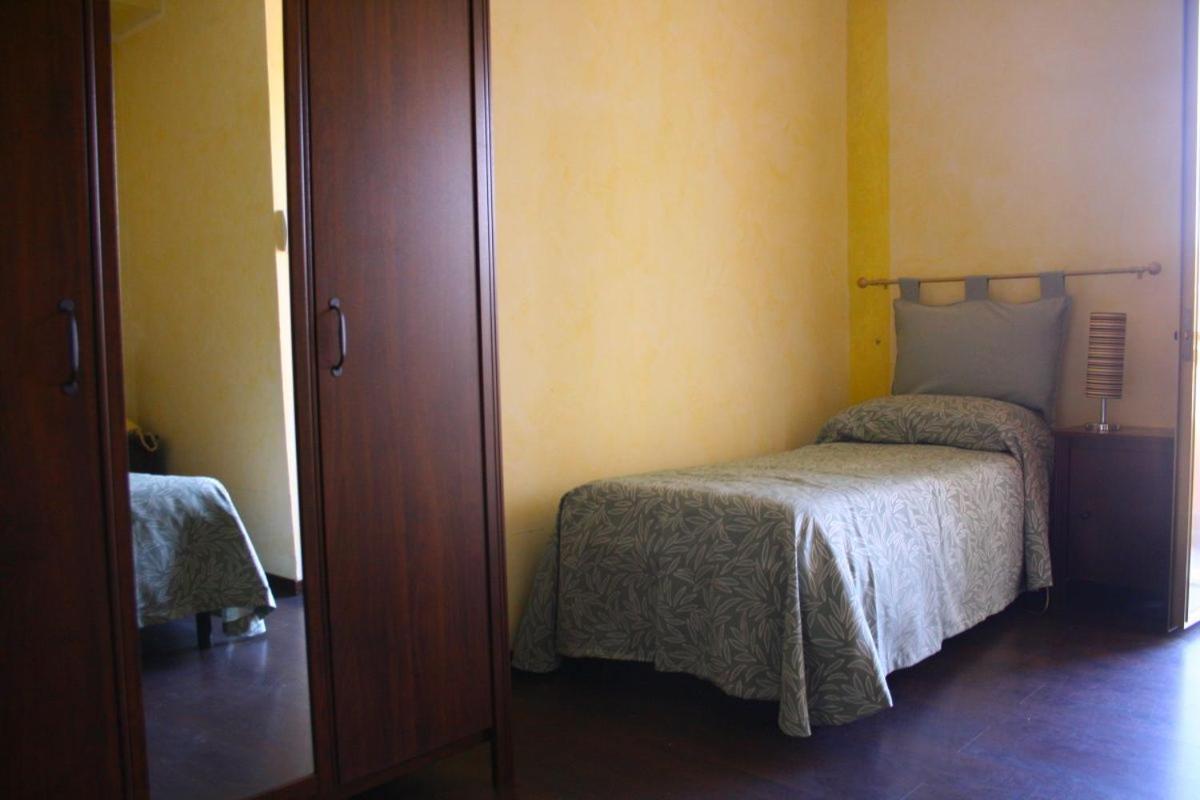 בורגרו טורינזה Albergo Vecchio Pavone מראה חיצוני תמונה